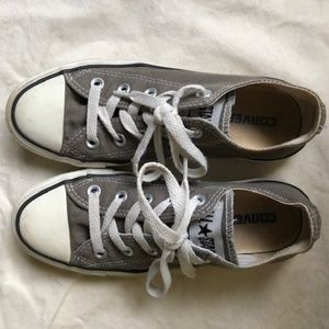 Size 6 Taupe Converse